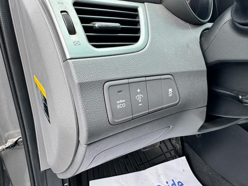 Hyundai Elantra GLS Auto 2013