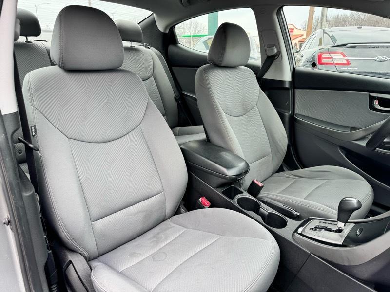 Hyundai Elantra GLS Auto 2013