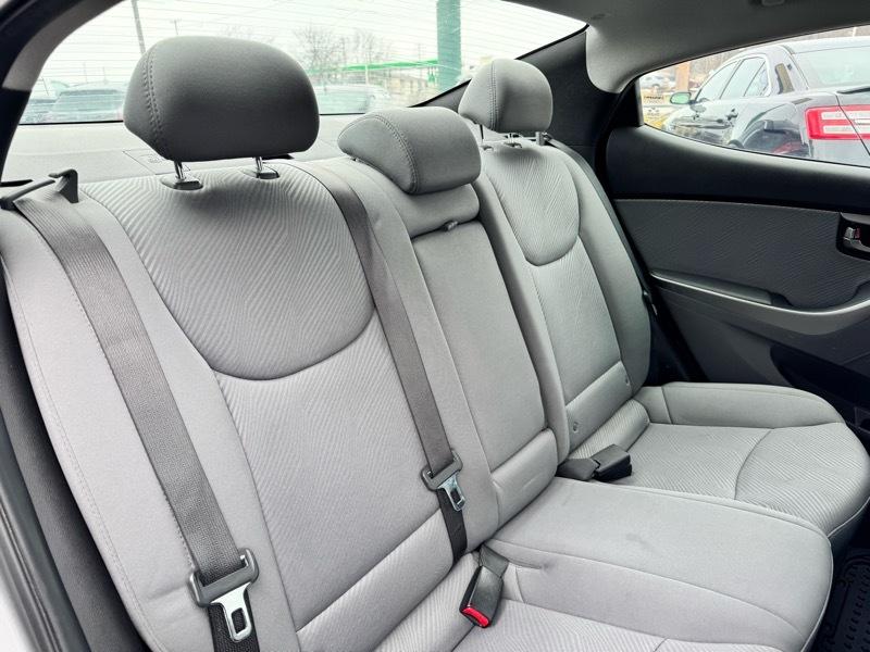 Hyundai Elantra GLS Auto 2013