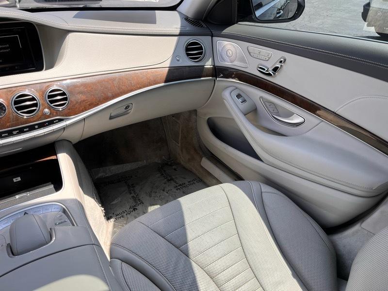 Mercedes-Benz S-Class S550 4MATIC 2014