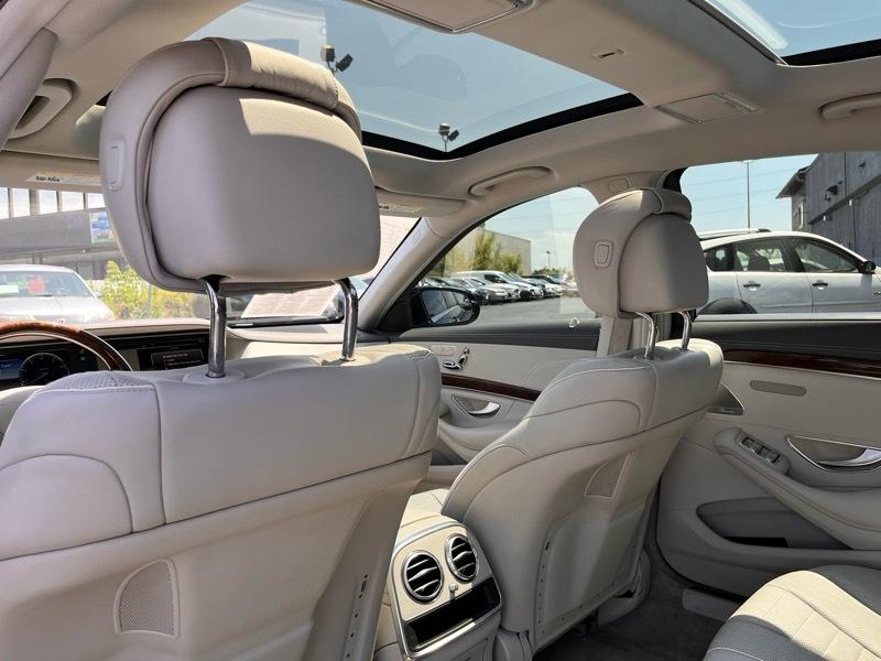 Mercedes-Benz S-Class S550 4MATIC 2014