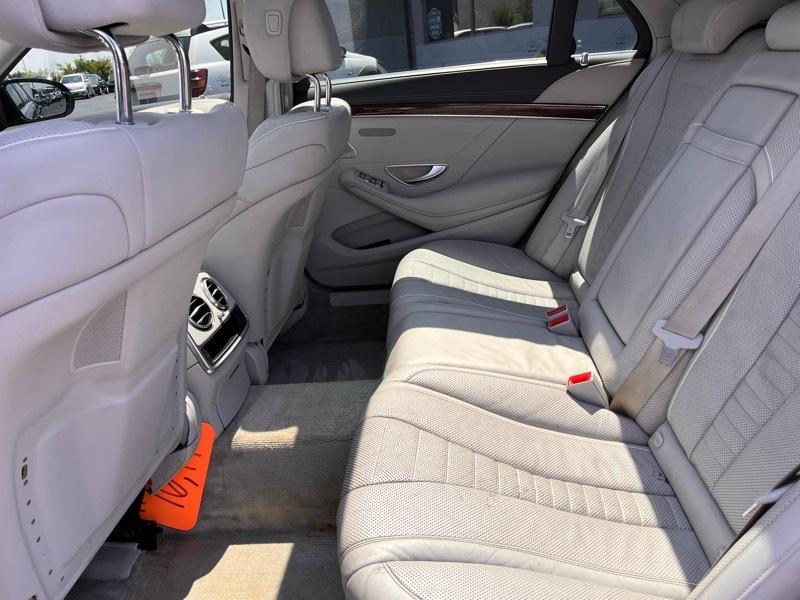 Mercedes-Benz S-Class S550 4MATIC 2014