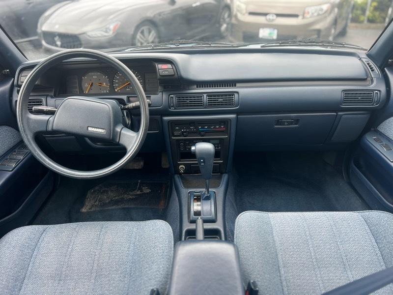 Toyota Camry DLX 1990