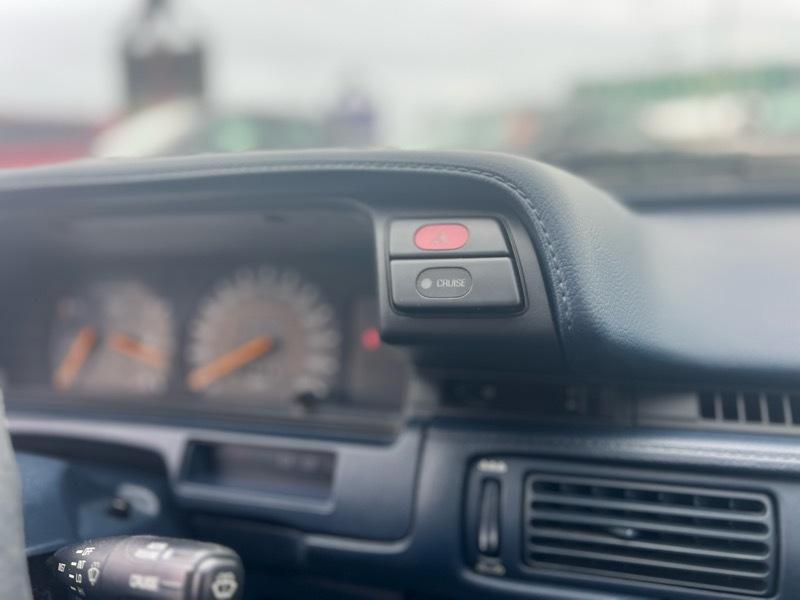 Toyota Camry DLX 1990