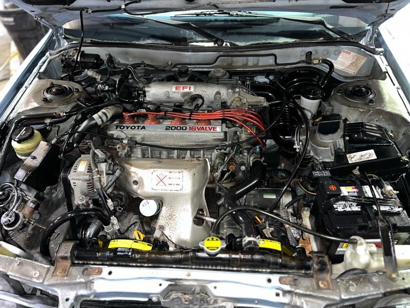 Toyota Camry DLX 1990