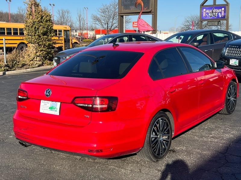 Volkswagen Jetta SE 6A 2016