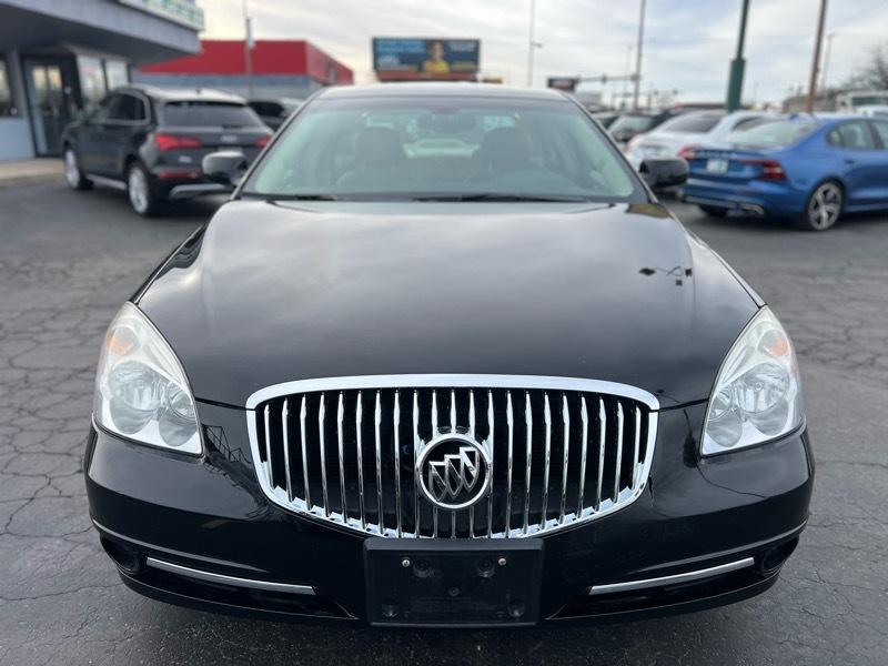 Buick Lucerne CXL 2011