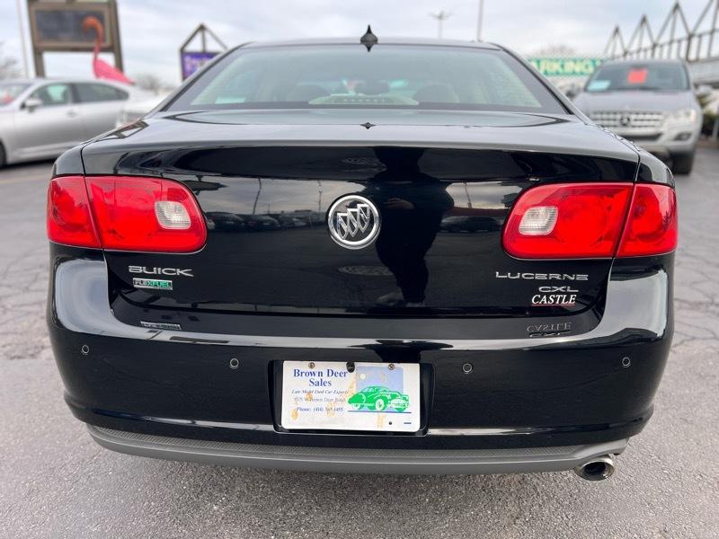 Buick Lucerne CXL 2011