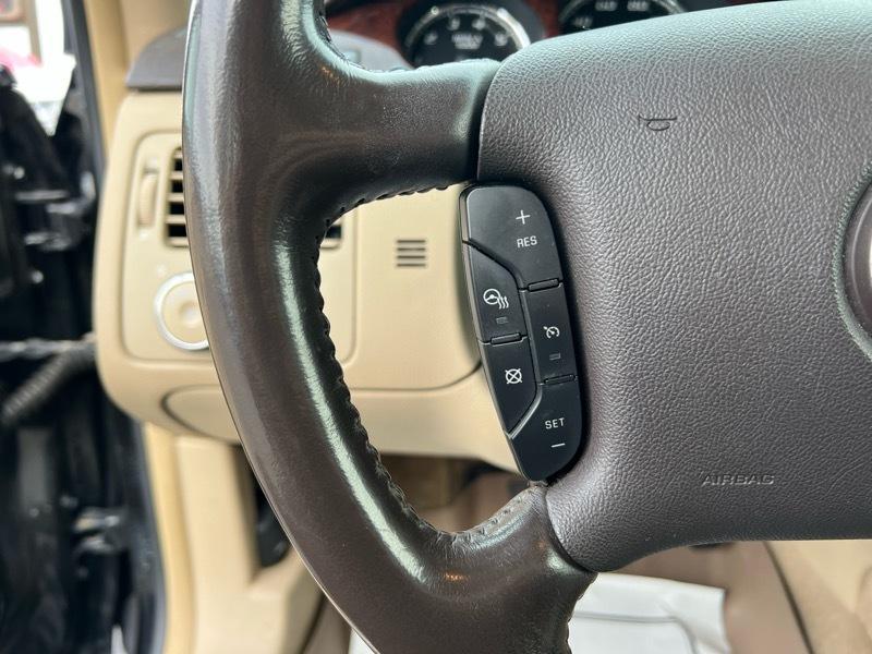 Buick Lucerne CXL 2011