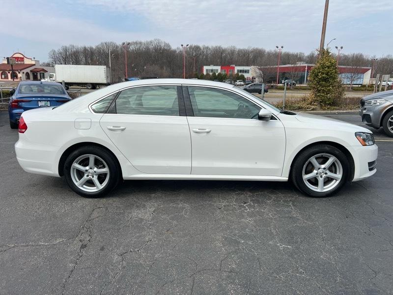 Volkswagen Passat  2012