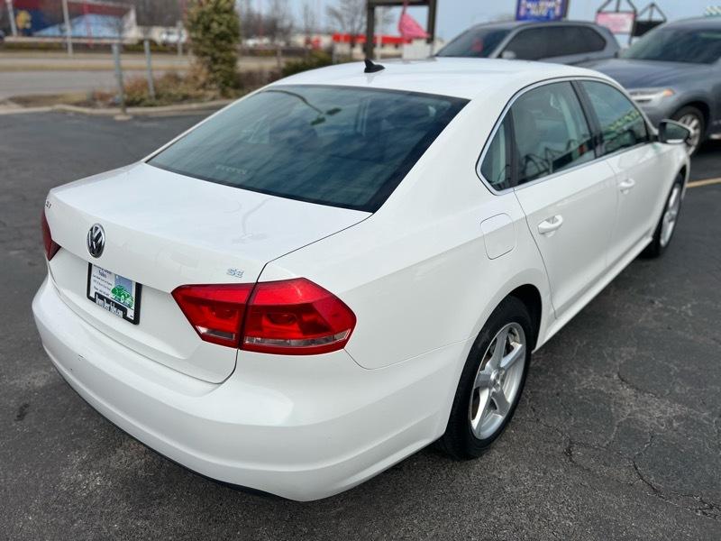 Volkswagen Passat  2012