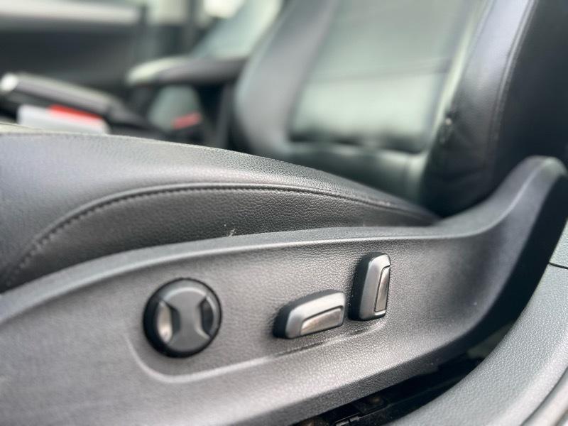 Volkswagen Passat  2012