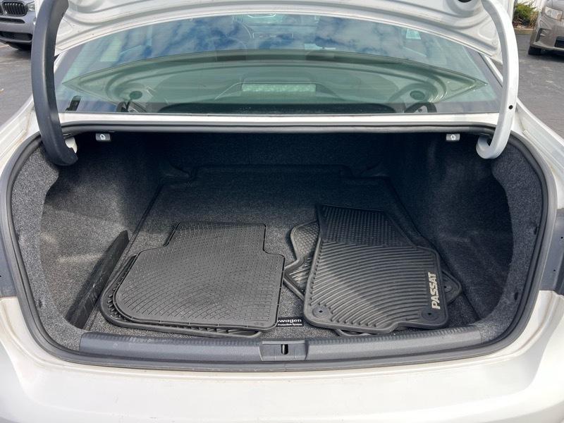 Volkswagen Passat  2012