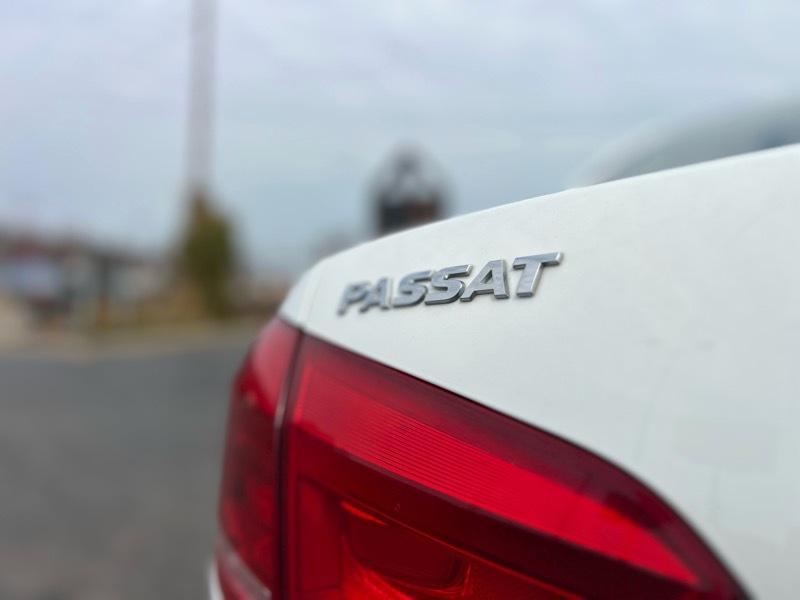 Volkswagen Passat  2012