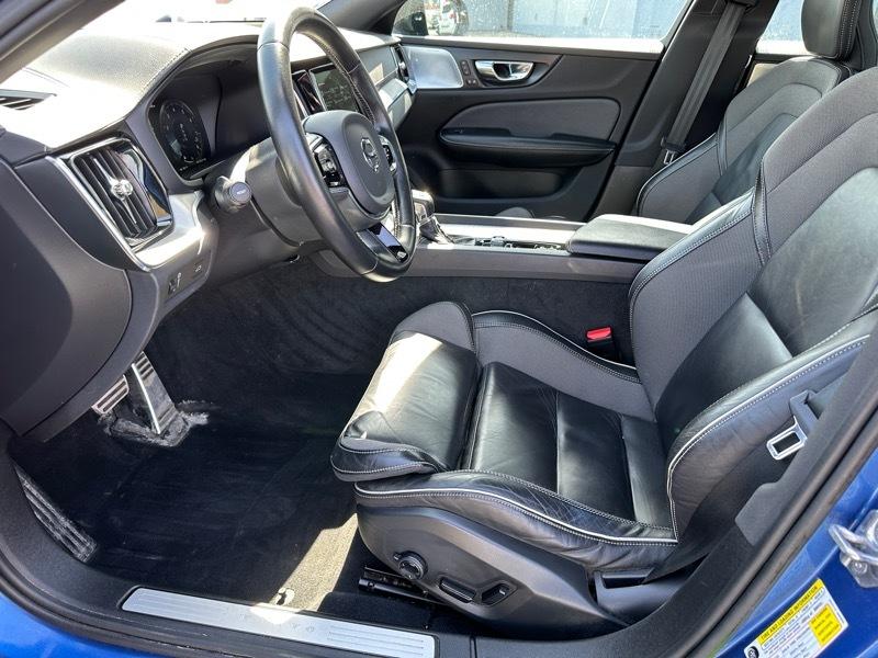 Volvo S60 T6 R-Design AWD 2021