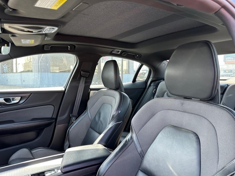 Volvo S60 T6 R-Design AWD 2021