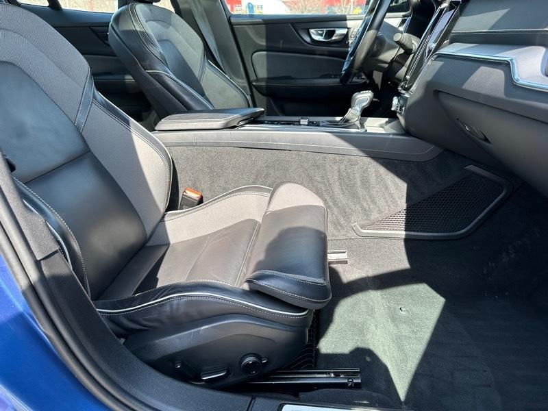 Volvo S60 T6 R-Design AWD 2021