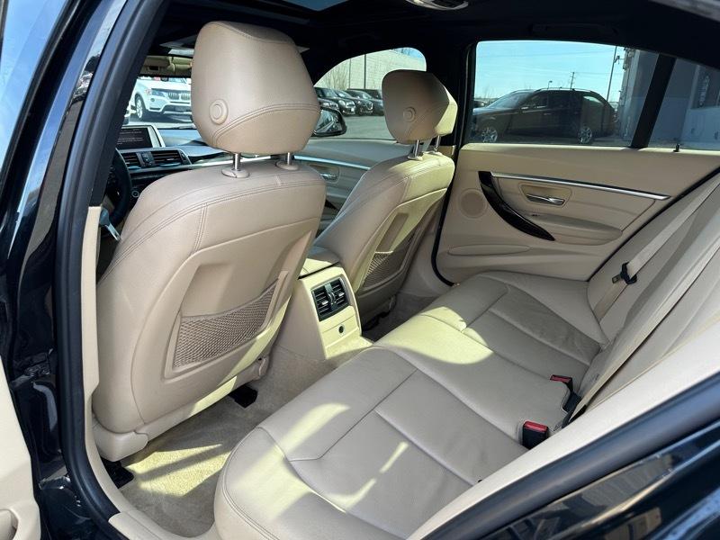 BMW 3-Series 328i SULEV 2016