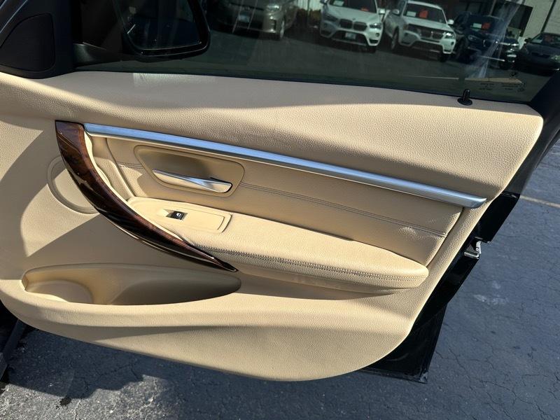 BMW 3-Series 328i SULEV 2016