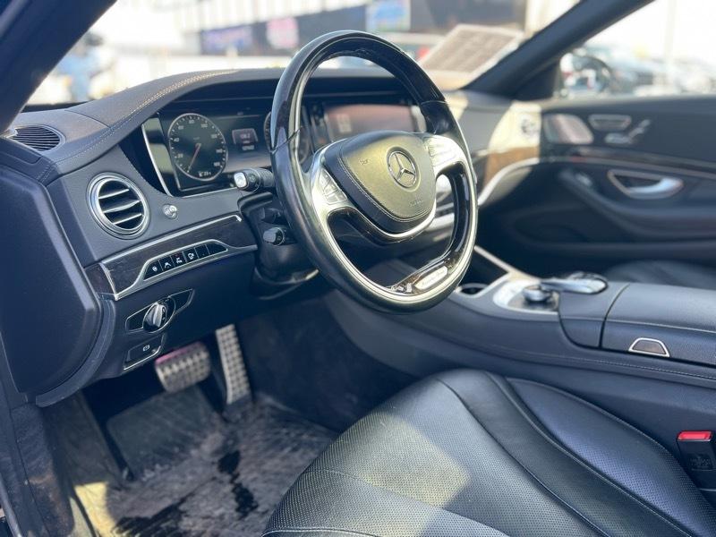Mercedes-Benz S-Class S550 4MATIC 2015