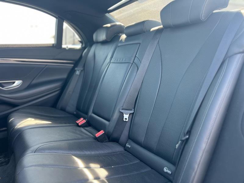 Mercedes-Benz S-Class S550 4MATIC 2015