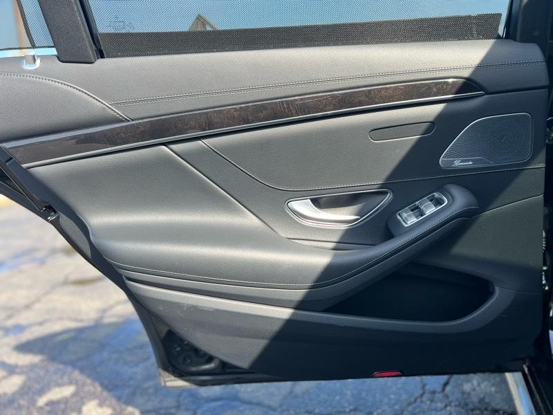 Mercedes-Benz S-Class S550 4MATIC 2015