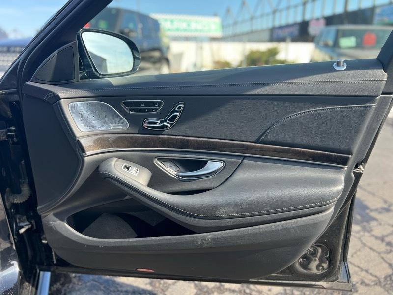 Mercedes-Benz S-Class S550 4MATIC 2015