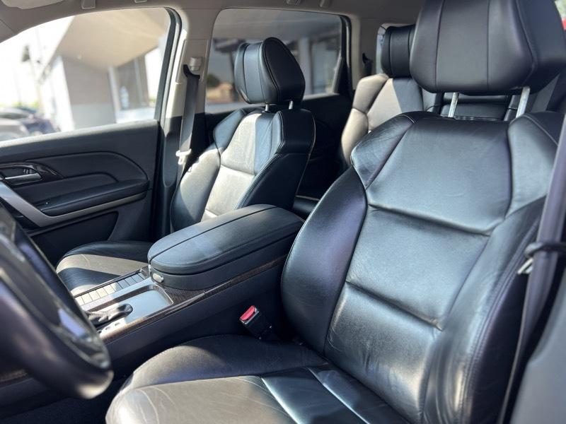 Acura MDX 6-Spd AT w/Tech Package 2012