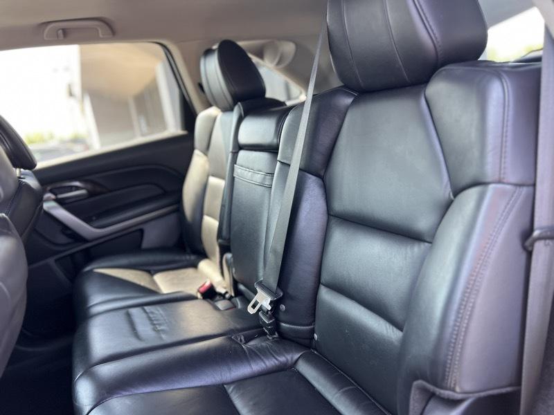 Acura MDX 6-Spd AT w/Tech Package 2012