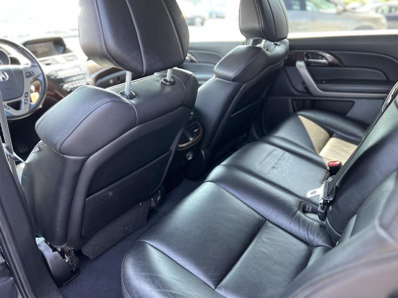 Acura MDX 6-Spd AT w/Tech Package 2012