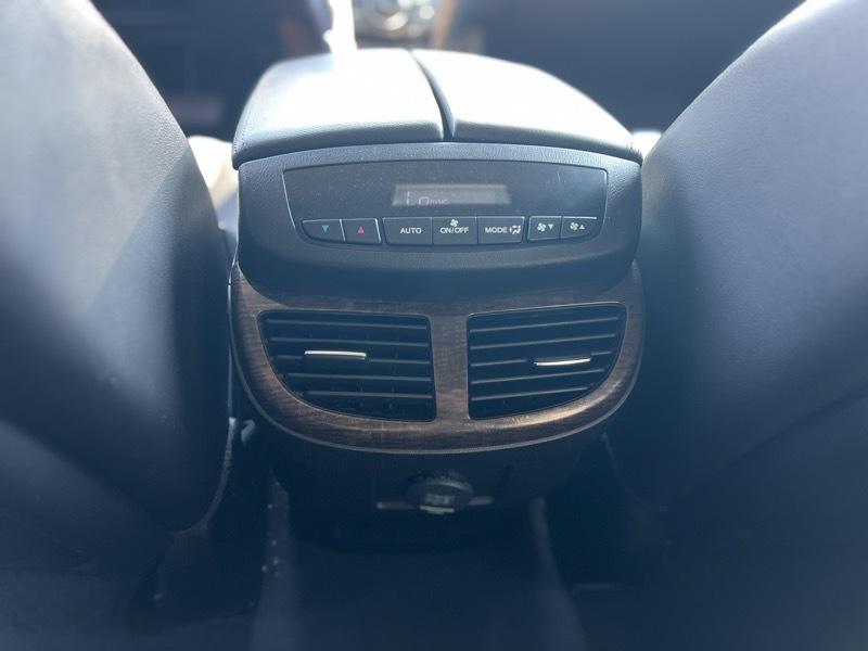 Acura MDX 6-Spd AT w/Tech Package 2012
