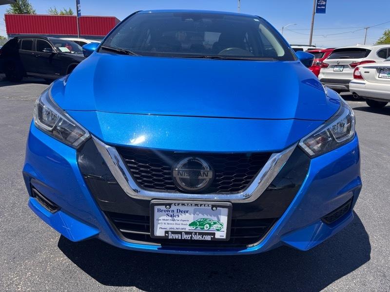 Nissan Versa SV 2021