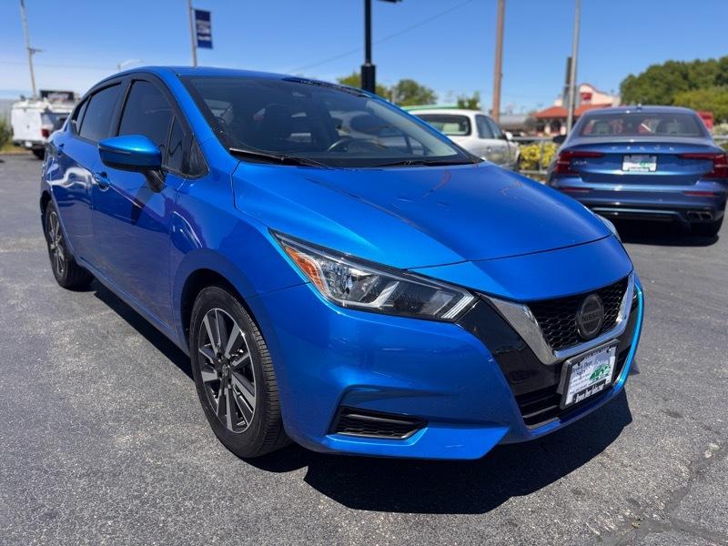 Nissan Versa SV 2021