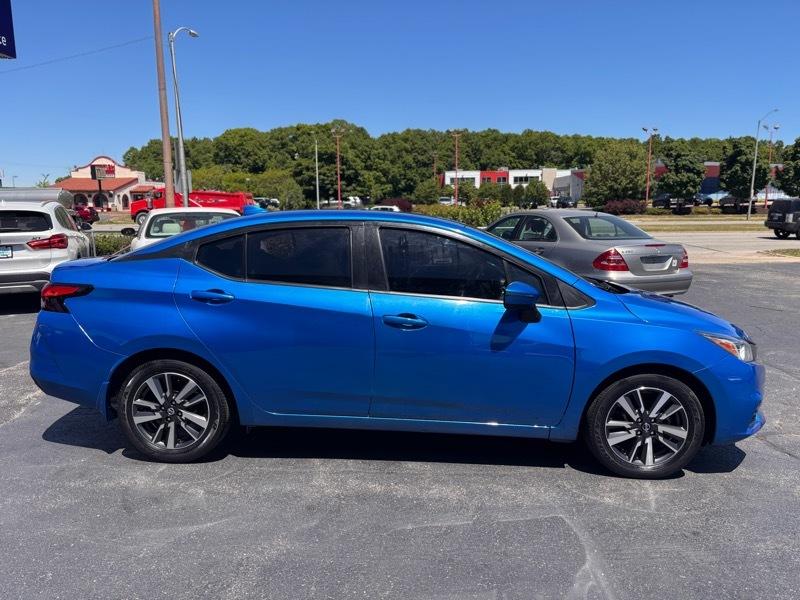 Nissan Versa SV 2021