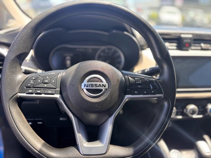 Nissan Versa SV 2021