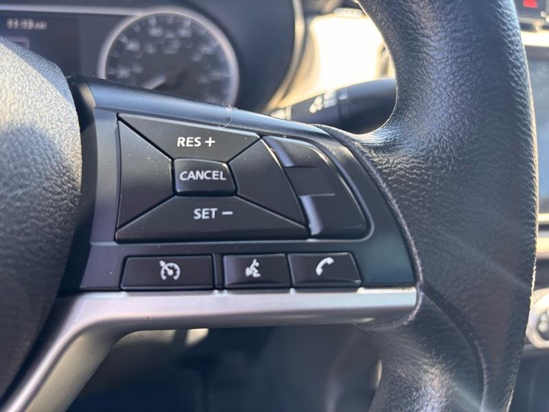 Nissan Versa SV 2021