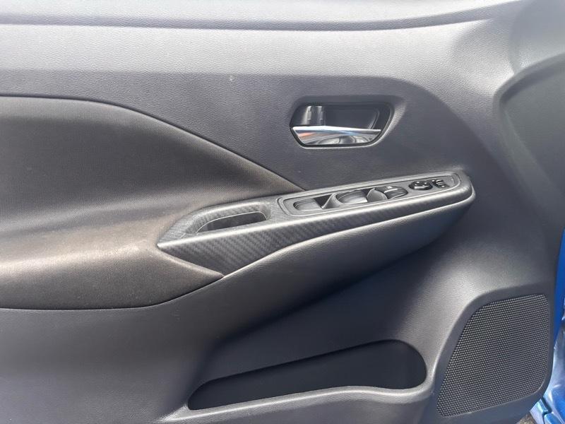 Nissan Versa SV 2021
