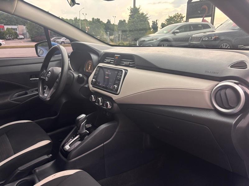 Nissan Versa SV 2021
