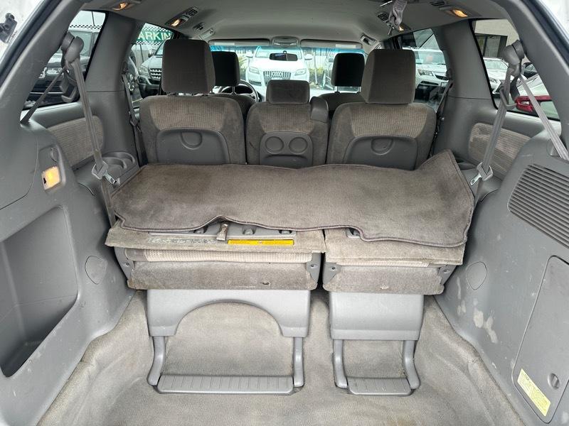 Toyota Sienna CE FWD 7 Passenger 2010