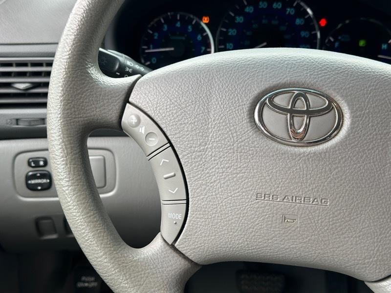 Toyota Sienna CE FWD 7 Passenger 2010