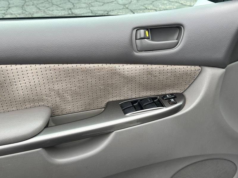 Toyota Sienna CE FWD 7 Passenger 2010