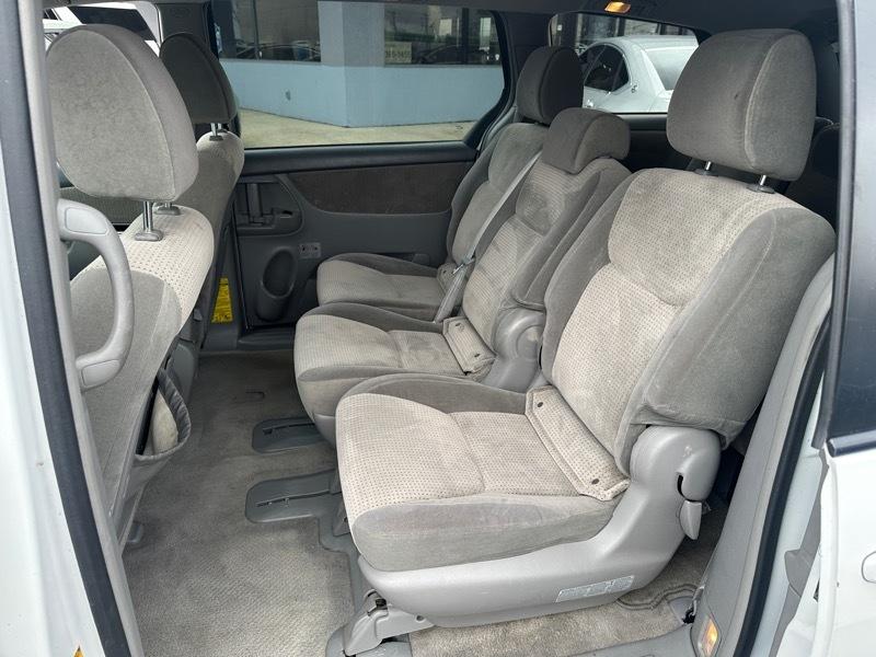 Toyota Sienna CE FWD 7 Passenger 2010