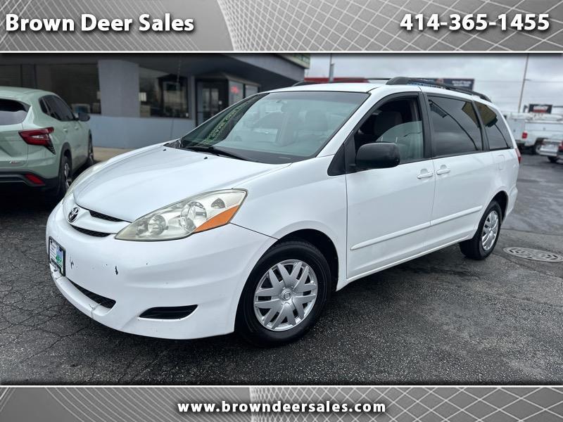 Toyota Sienna CE FWD 7 Passenger 2010