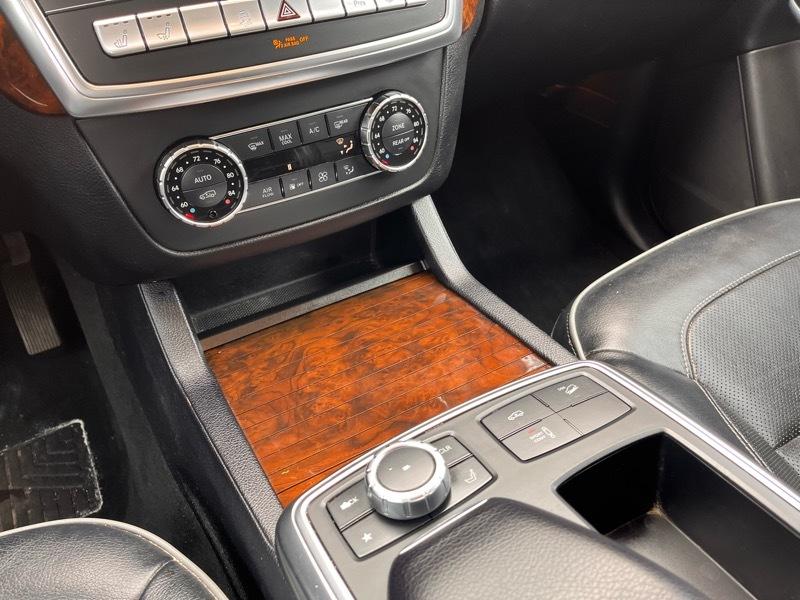 Mercedes-Benz GL-Class GL550 4MATIC 2013