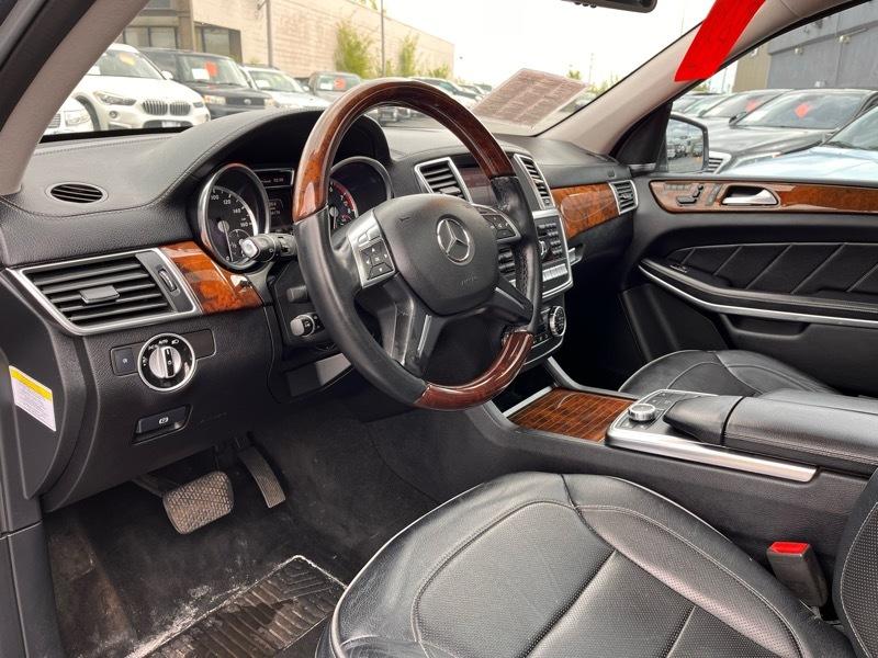 Mercedes-Benz GL-Class GL550 4MATIC 2013