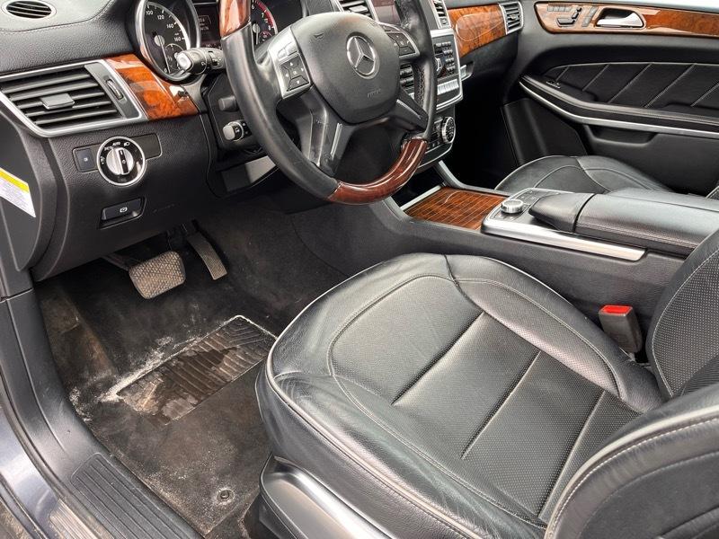 Mercedes-Benz GL-Class GL550 4MATIC 2013