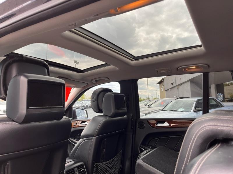 Mercedes-Benz GL-Class GL550 4MATIC 2013