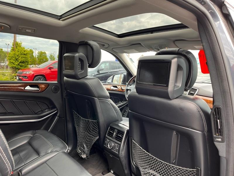 Mercedes-Benz GL-Class GL550 4MATIC 2013
