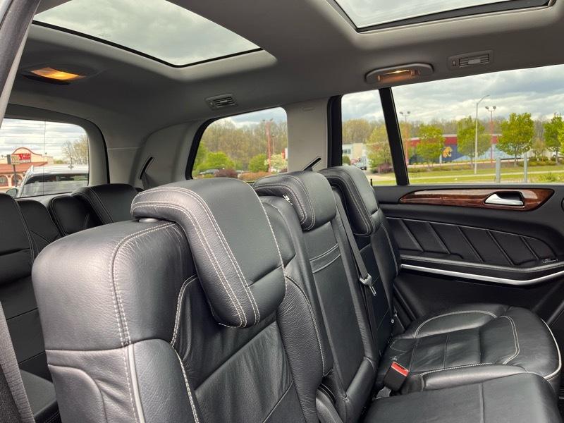 Mercedes-Benz GL-Class GL550 4MATIC 2013