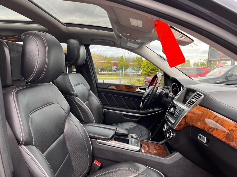 Mercedes-Benz GL-Class GL550 4MATIC 2013